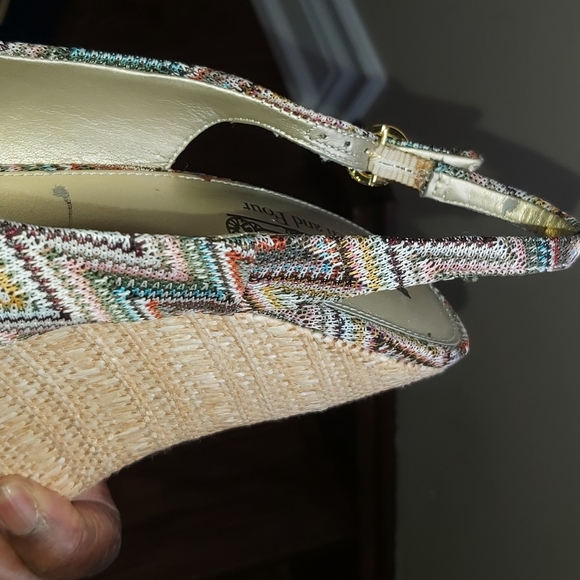 💢SOLD💢Coach and Four Ladies Multi Color Heels - Picture 12 of 14